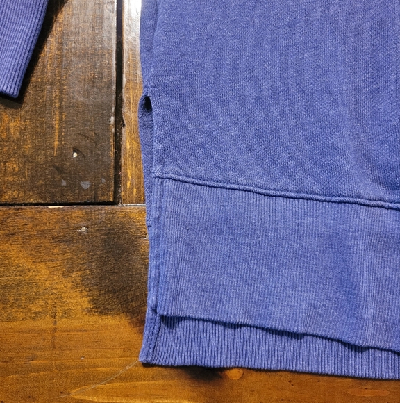Time & Tru Blue Crewneck Sweatshirt - Large 12/14 - Picture 5 of 9